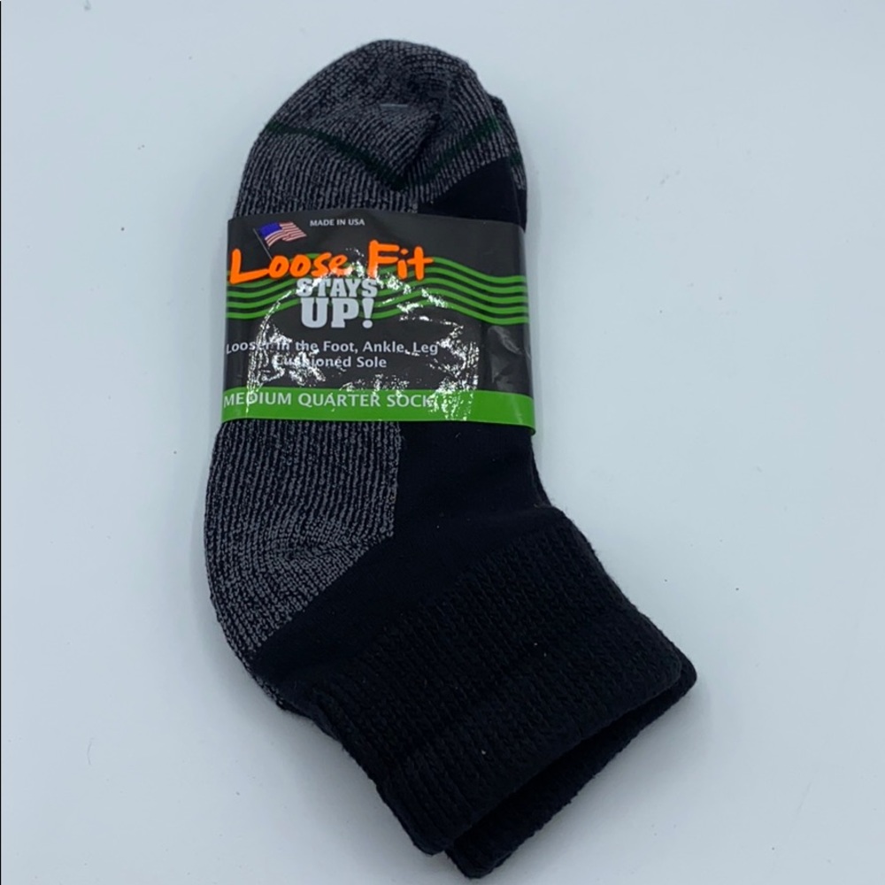Loose Fit Stays Up Quarter Sock